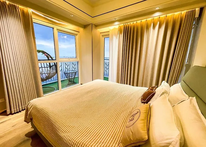 Ultra Luxury 6br Near Solaire, Okada, & Airport * Manila