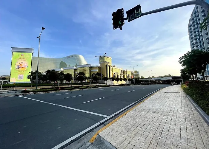 Ultra Luxury 6br Near Solaire, Okada, & Airport *