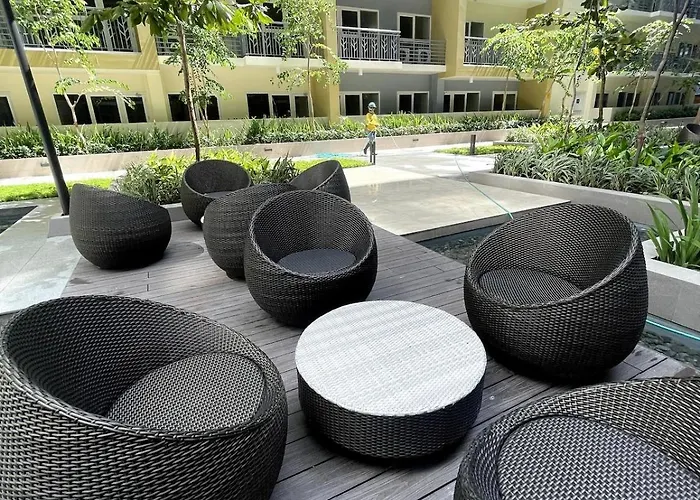Ultra Luxury 6br Near Solaire, Okada, & Airport Apartamento